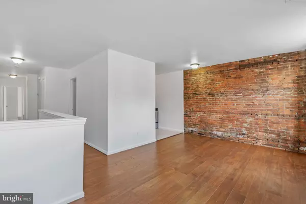 Philadelphia, PA 19147,1230 S 2ND ST