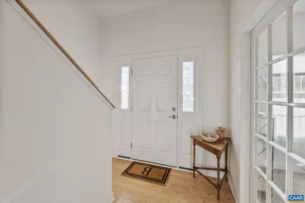 Palmyra, VA 22963,82 CRAPE MYRTLE DR