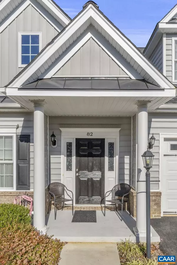 Palmyra, VA 22963,82 CRAPE MYRTLE DR
