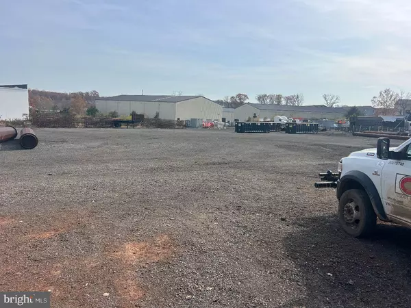 9101-C OWENS DR #C, Manassas Park, VA 20111