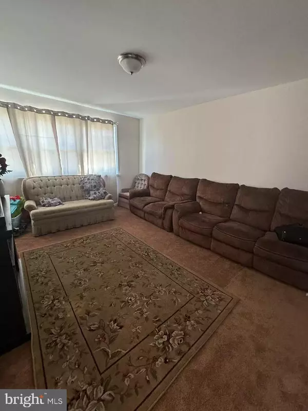 Philadelphia, PA 19136,7404 TORRESDALE AVE