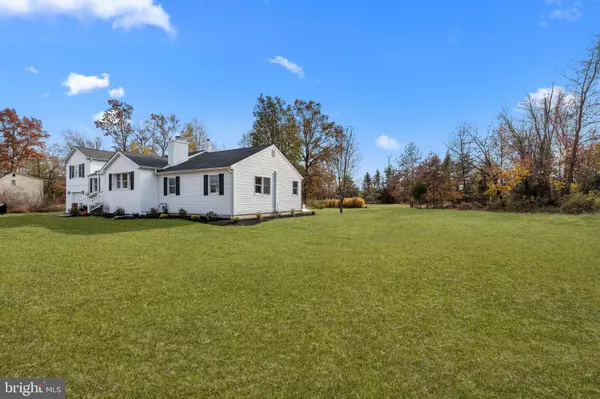 Newtown, PA 18940,271 STOOPVILLE RD