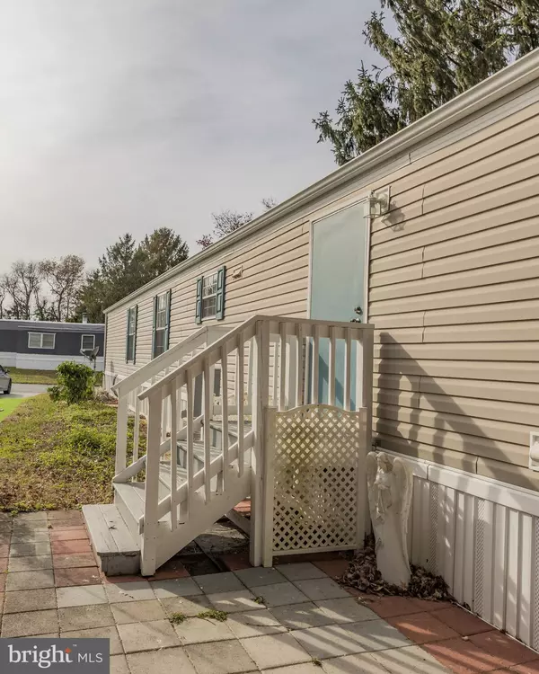 Clayton, DE 19938,15 CLAYTON DR