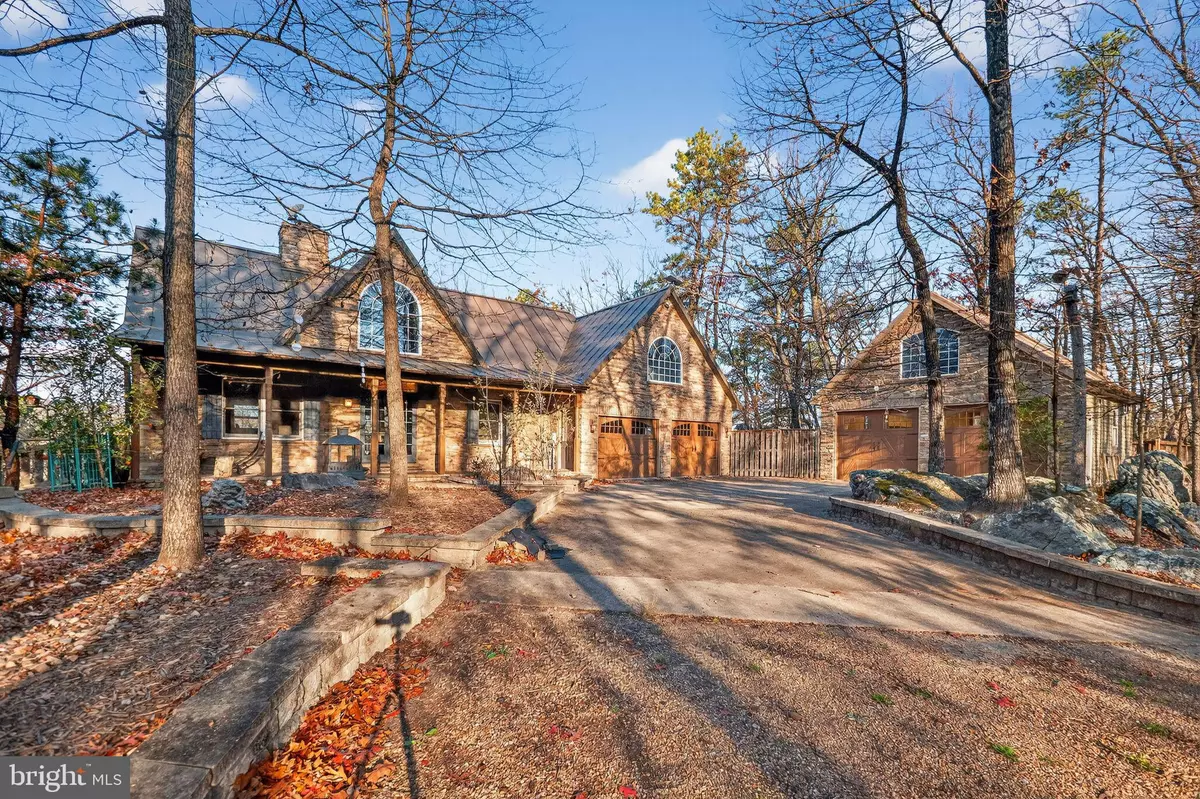 Capon Bridge, WV 26711,227 HAINES DR