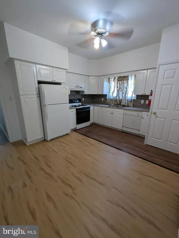 Philadelphia, PA 19135,7158 TORRESDALE AVE