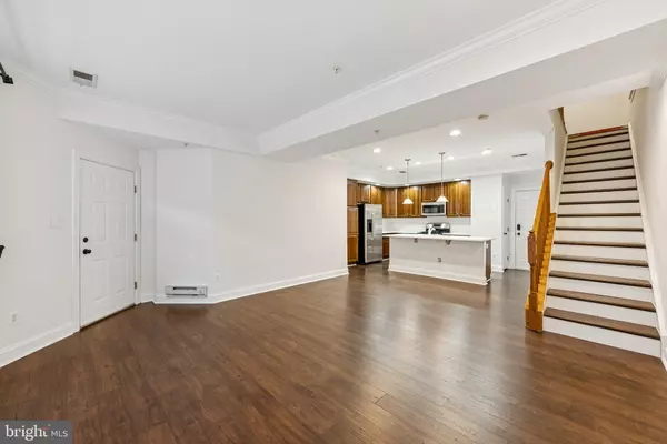 Woodbridge, VA 22191,15182 LANCASHIRE DR