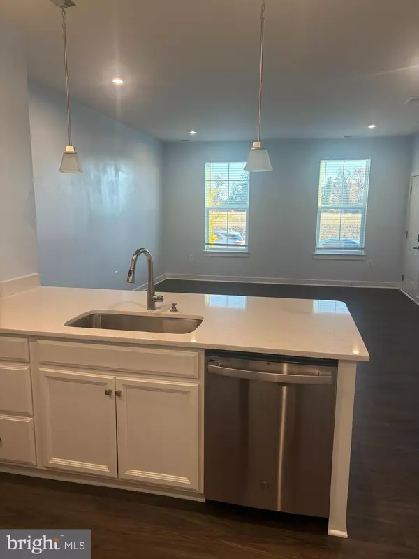 Laurel, MD 20723,10050 AMERICAN PHAROAH LN #A