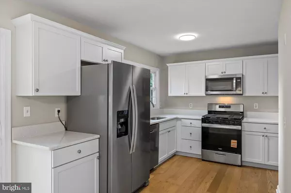 Fredericksburg, VA 22407,809 SHERWOOD LN