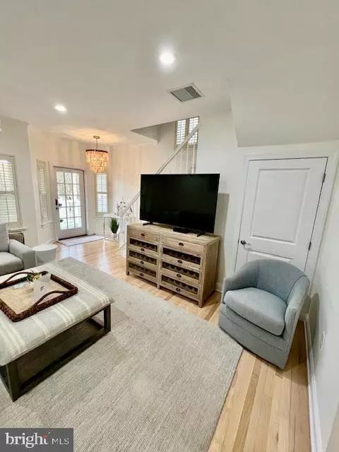 Beach Haven, NJ 08008,315 CENTRE STREET