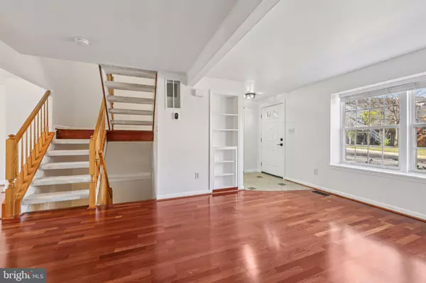 Ashburn, VA 20147,43494 POSTRAIL SQ