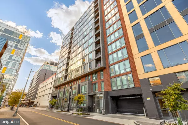 Washington, DC 20003,1211 VAN ST SE #718