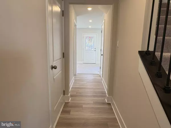 Glen Burnie, MD 21060,6828 WINTERHILL LN