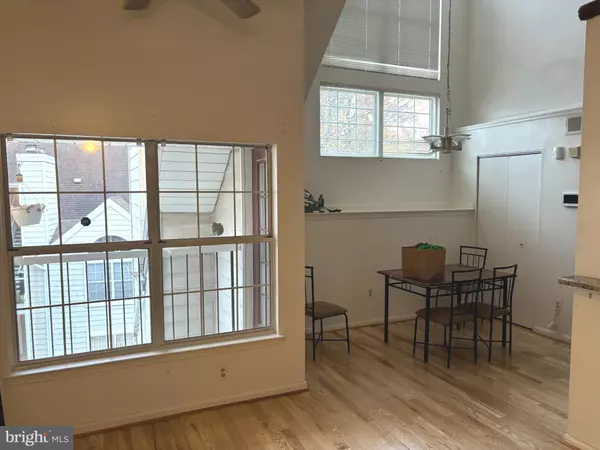 Bowie, MD 20716,15756 EASTHAVEN CT #605