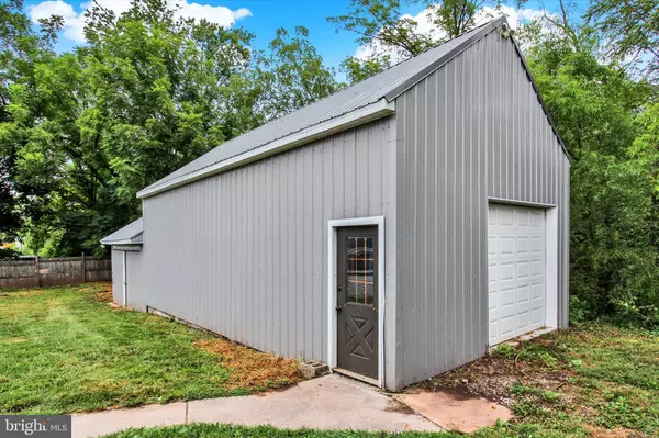 Gettysburg, PA 17325,27 MAPLE ST