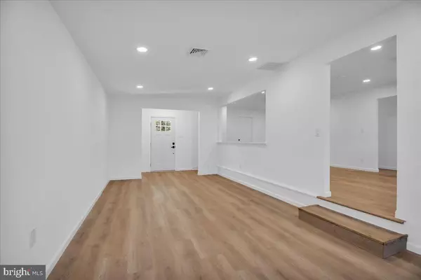 Woodbury Heights, NJ 08097,311 HOLLY AVE