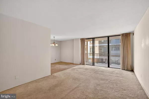 Rockville, MD 20850,4 MONROE ST #409