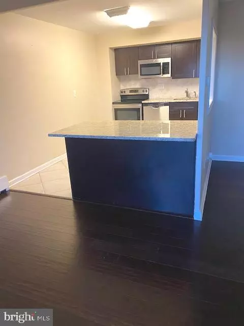 614 CHESTNUT PL, Cherry Hill, NJ 08002