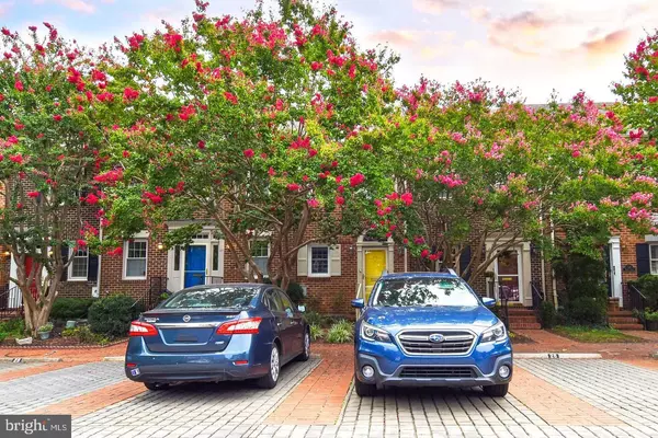 Alexandria, VA 22314,515 TOBACCO QUAY