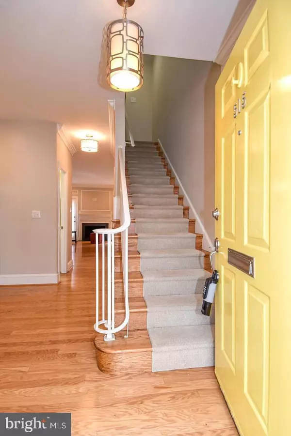 Alexandria, VA 22314,515 TOBACCO QUAY