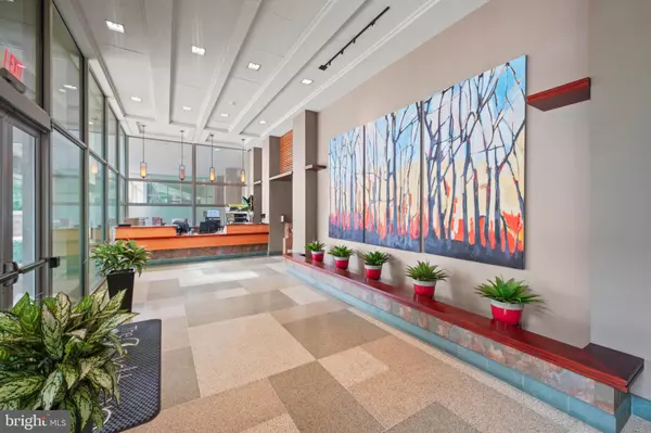 Arlington, VA 22204,4600 S FOUR MILE RUN DR #423