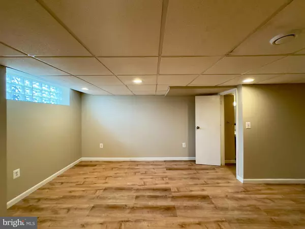 Parkville, MD 21234,1732 REDWOOD AVE