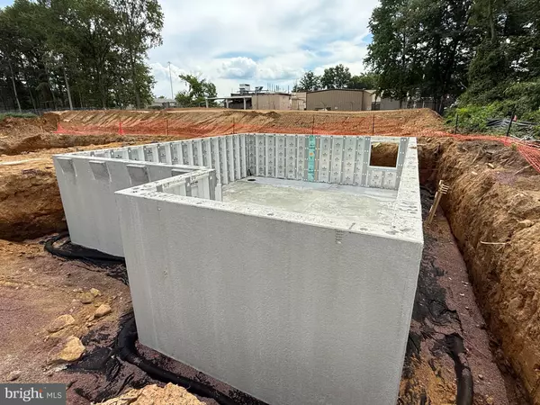 Levittown, PA 19056,2814 AVENUE E