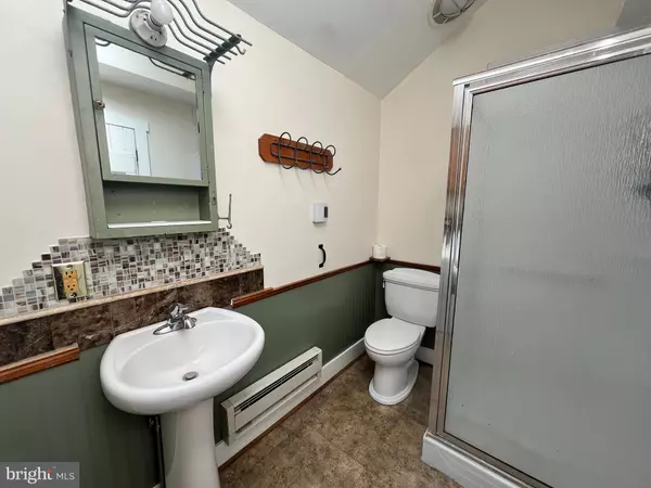 Shrewsbury, PA 17361,52 N MAIN ST