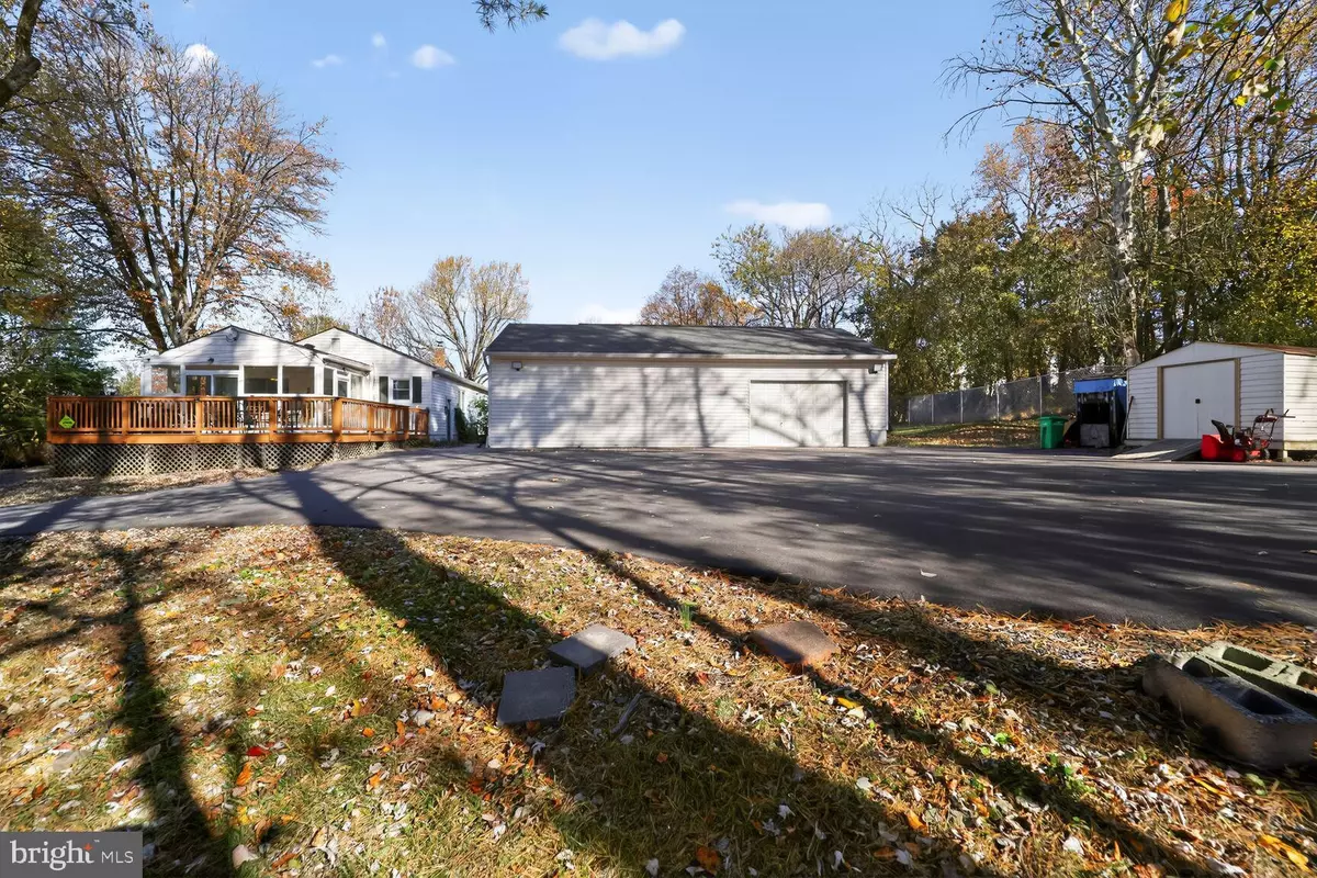 Bowie, MD 20720,4213 GLENN DALE RD