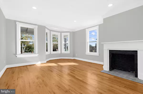 Chestertown, MD 21620,105 HIGH ST