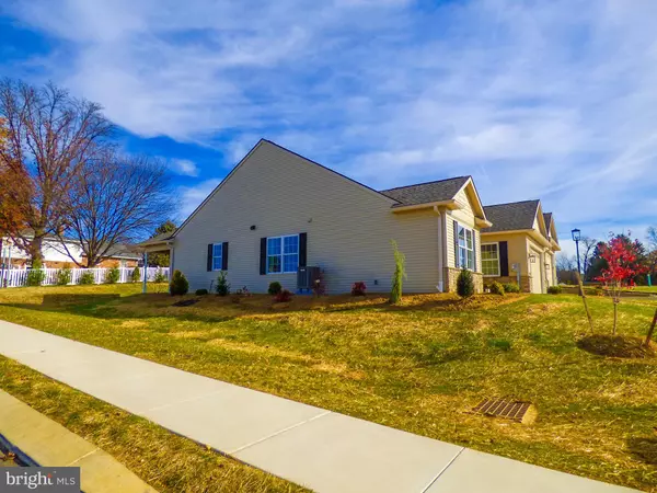 York, PA 17402,616 BLUFF STONE DRIVE