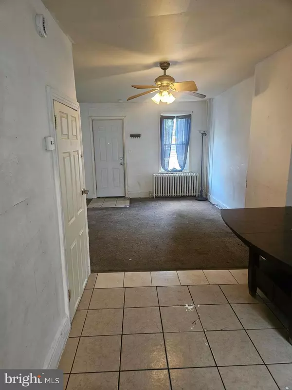 Reading, PA 19602,522 S 12TH ST