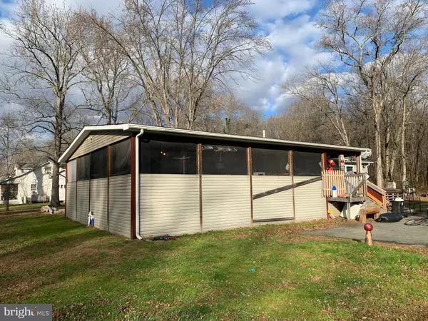 24 CEMETERY RD, North East, MD 21901