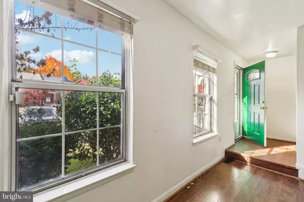 Woodbridge, VA 22193,15037 CATALPA CT