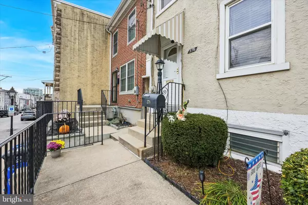 Conshohocken, PA 19428,378 E HECTOR ST