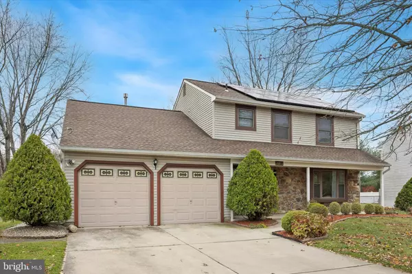 Mount Holly, NJ 08060,21 PARC RIDGE DR