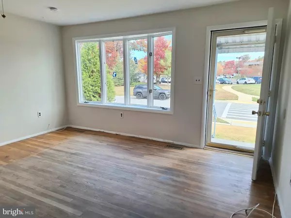 Laurel, MD 20724,242 ELKTON S