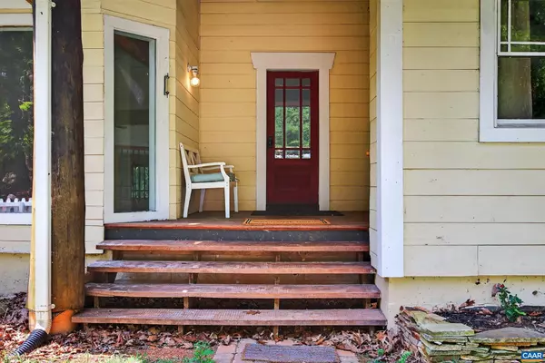 Charlottesville, VA 22911,3005 LONESOME MOUNTAIN RD