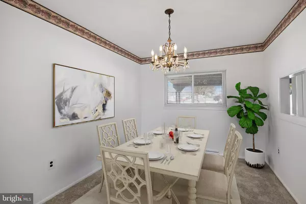 Pemberton, NJ 08068,227 UNIVERSITY AVE