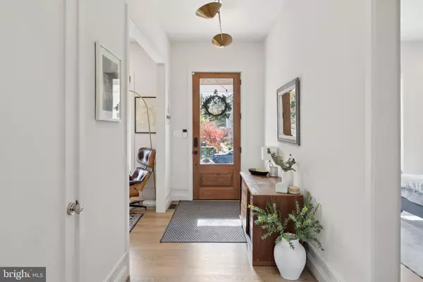 Washington, DC 20018,1708 LAWRENCE ST NE