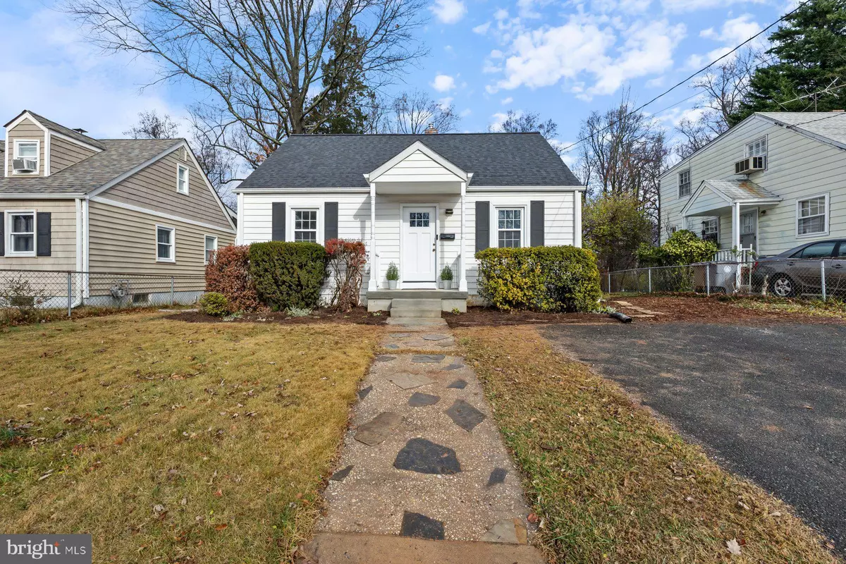 Rockville, MD 20850,527 BEALL AVE