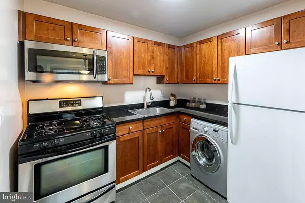 Washington, DC 20020,3111 NAYLOR RD SE #104