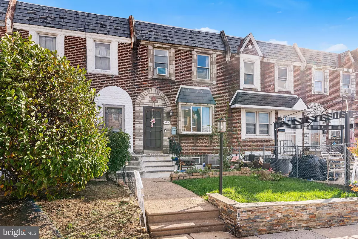 Philadelphia, PA 19135,6607 GILLESPIE ST