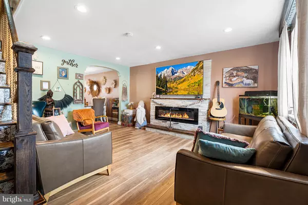 Philadelphia, PA 19135,6607 GILLESPIE ST