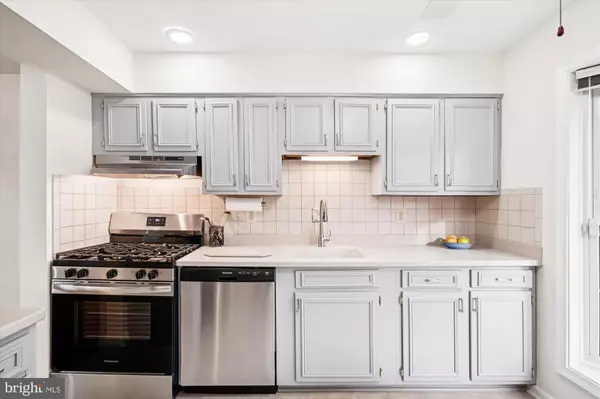 Columbia, MD 21045,5822 HUMBLEBEE RD