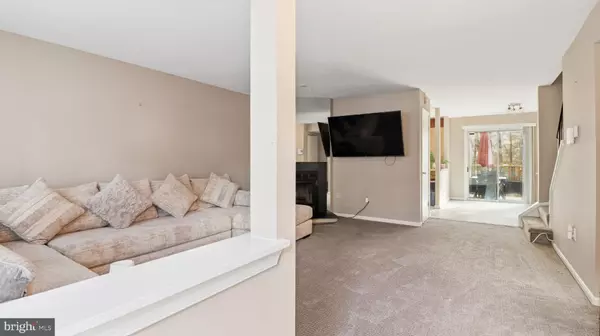 Laurel, MD 20707,7631 S ARBORY LN #360