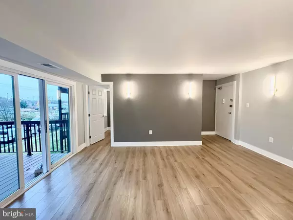 212 PARK TERRACE CT SE #72, Vienna, VA 22180