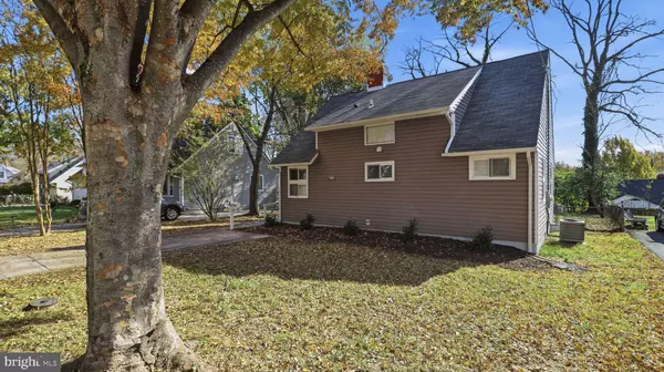 Rockville, MD 20851,5724 DENFIELD RD