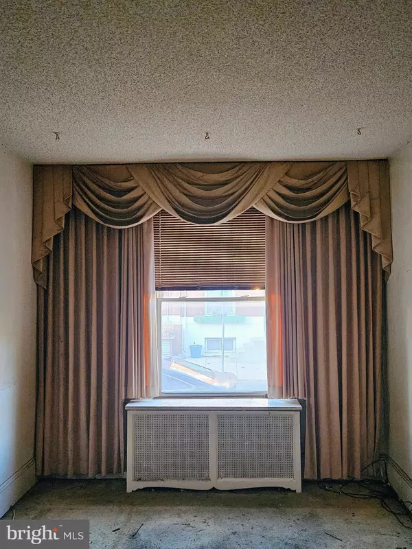 Philadelphia, PA 19145,2028 MOORE ST