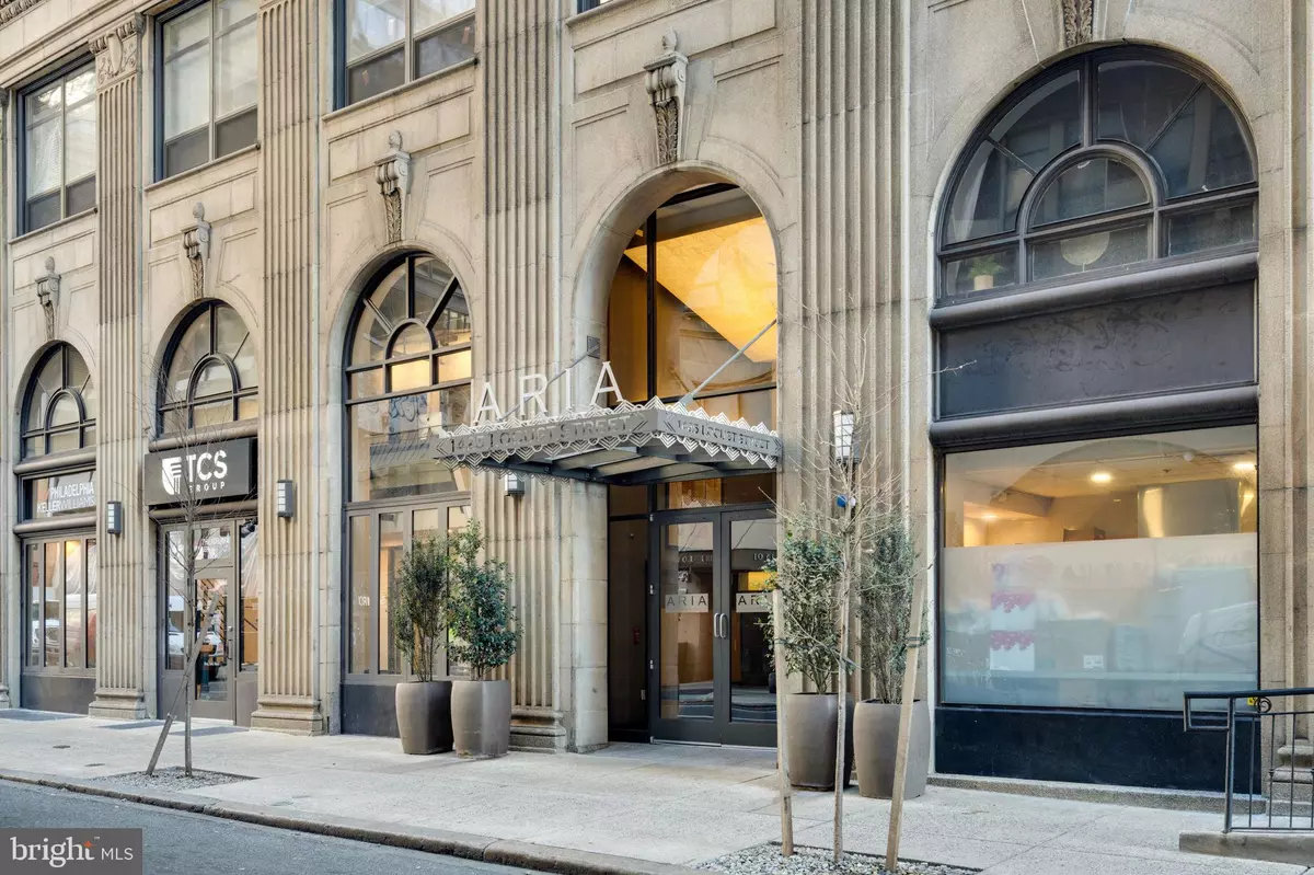 Philadelphia, PA 19102,1425 LOCUST ST #4F