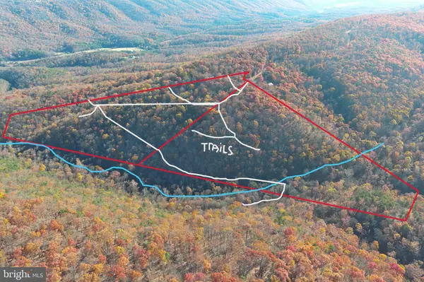 Romney, WV 26757,221 & 222 BLUFFS ON THE POTOMAC